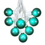 100 G50 Globe Light String Set with Green Bulbs on White Wire