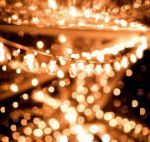 25 G30 Globe Light String Set with Clear Bulbs on White Wire